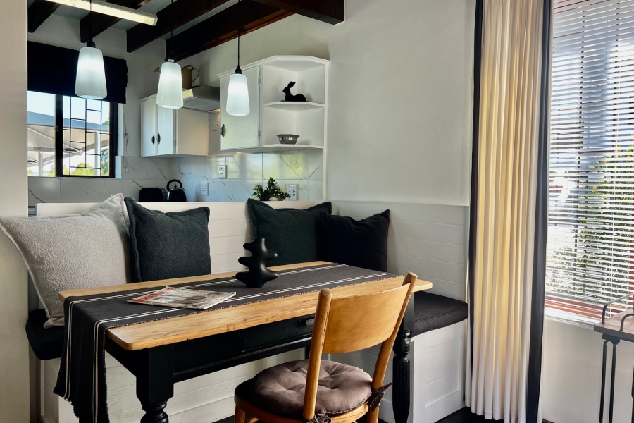 2 Bedroom Property for Sale in Heatherlands Western Cape